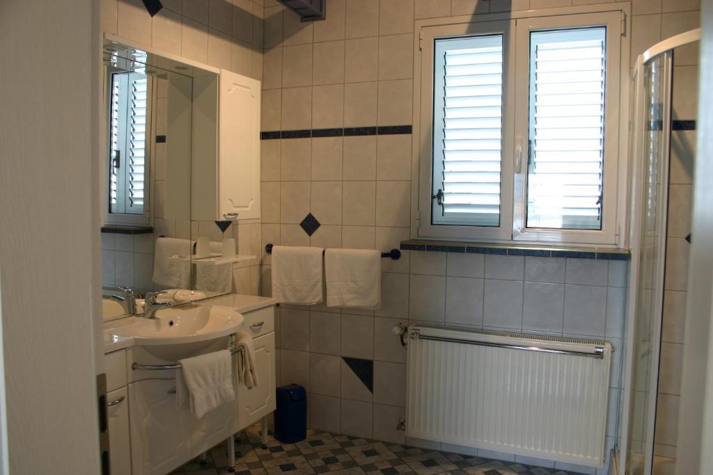 Hotel Vater Rhein Bad Breisig Room photo